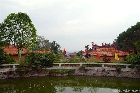 汕頭怎麼去巨峯寺：旅行指南與相關探討